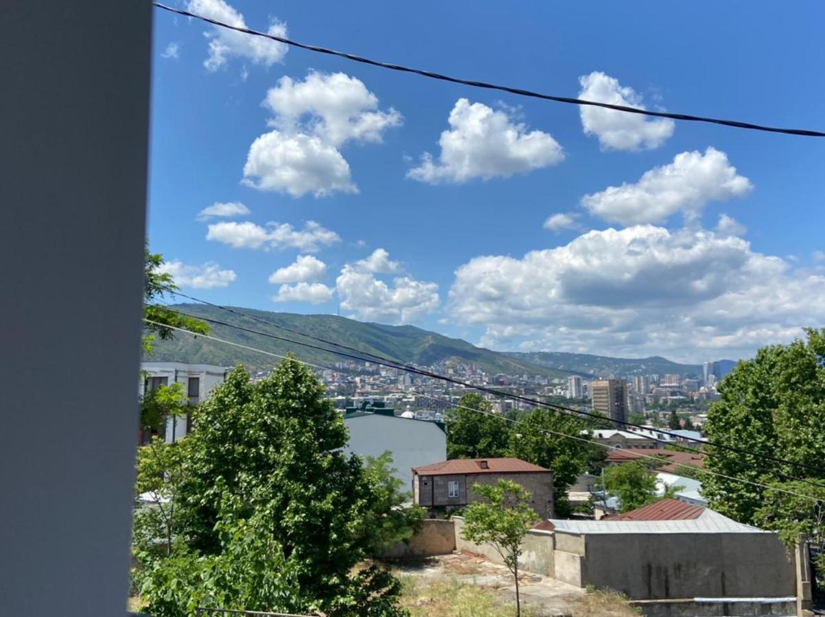 Nikas Apartment With Balcony In Old Тбилиси Экстерьер фото